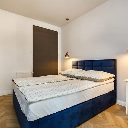 ,,centrum Stare ,, Widok Na Motlawe *